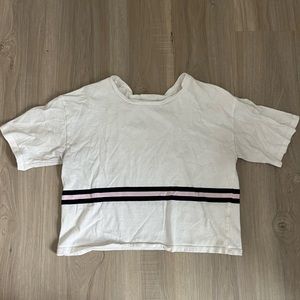 Forever 21 white cropped short sleeve shirt